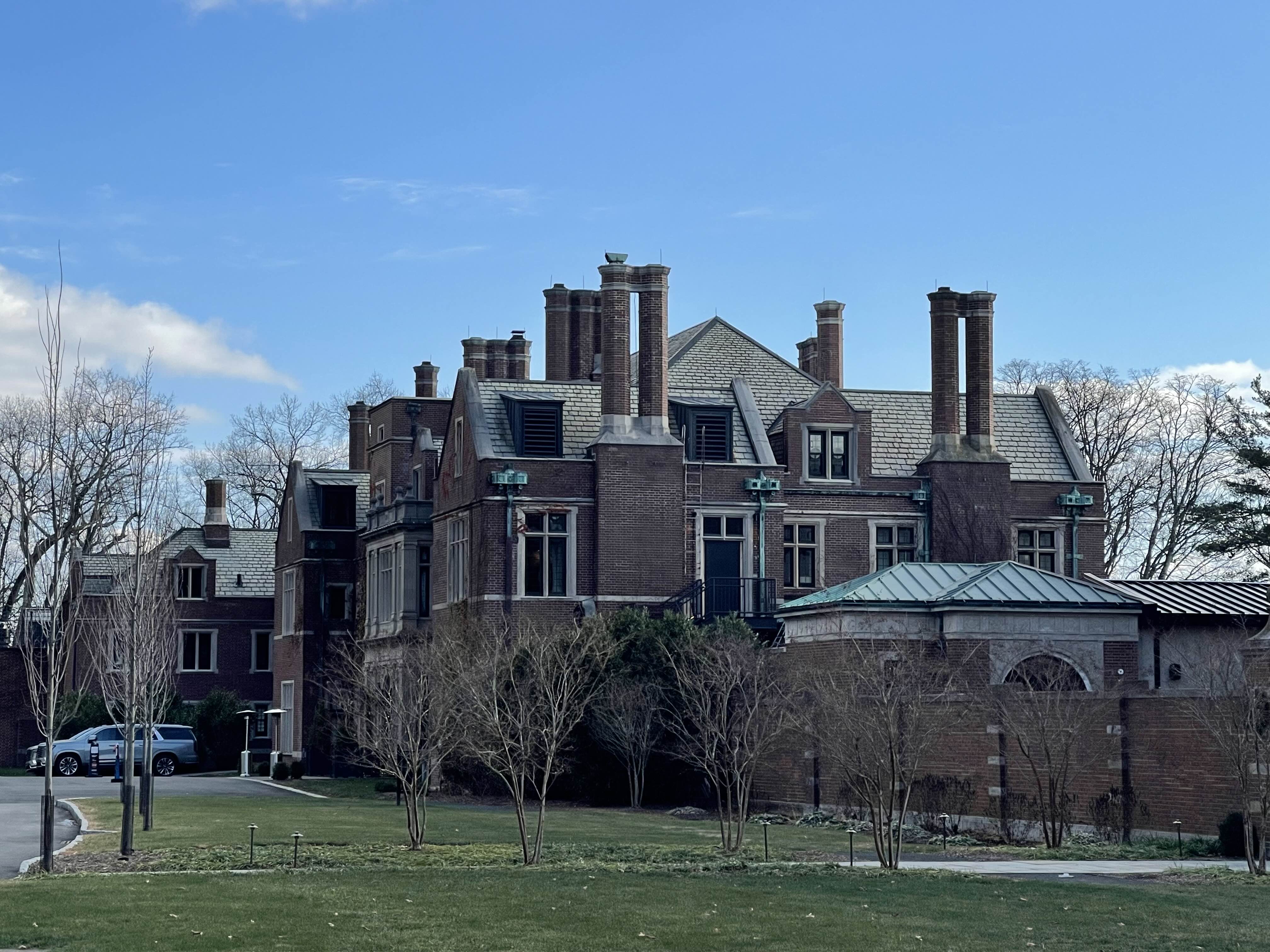 Natirar exterior stone wall construction